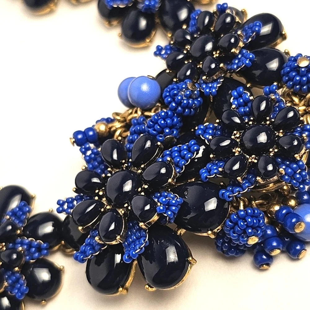 [J. CREW] Gardenia Blue Beaded Chunky Statment Floral Asymmetrical Necklace